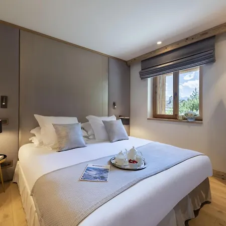 Chalet Chalet - The Perfect Mountain Getaway *